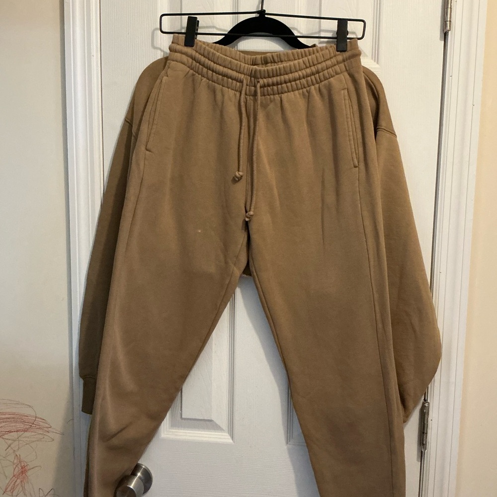 Women's Cropped Top - Picture 15 of 16